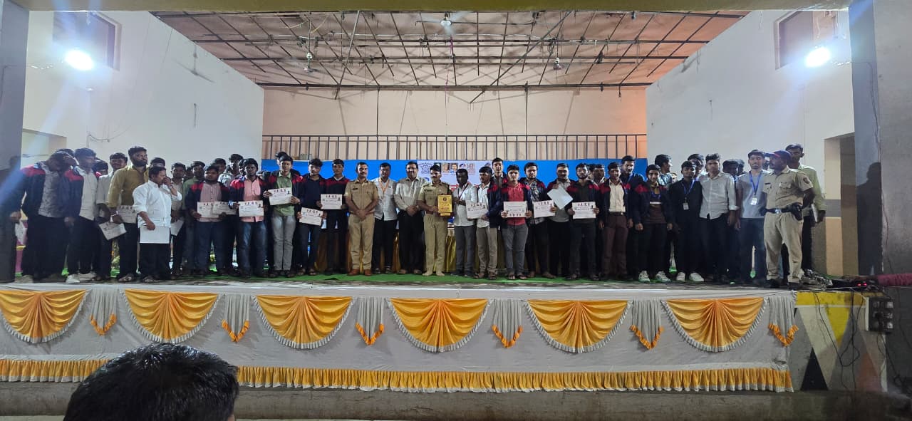 WhatsApp Image 2025-11-26 at 10.33.43 PM (1)